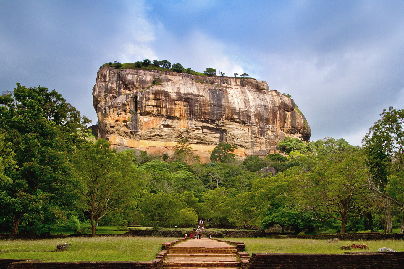 Sri Lanka Coastal & Hill Country Escape
